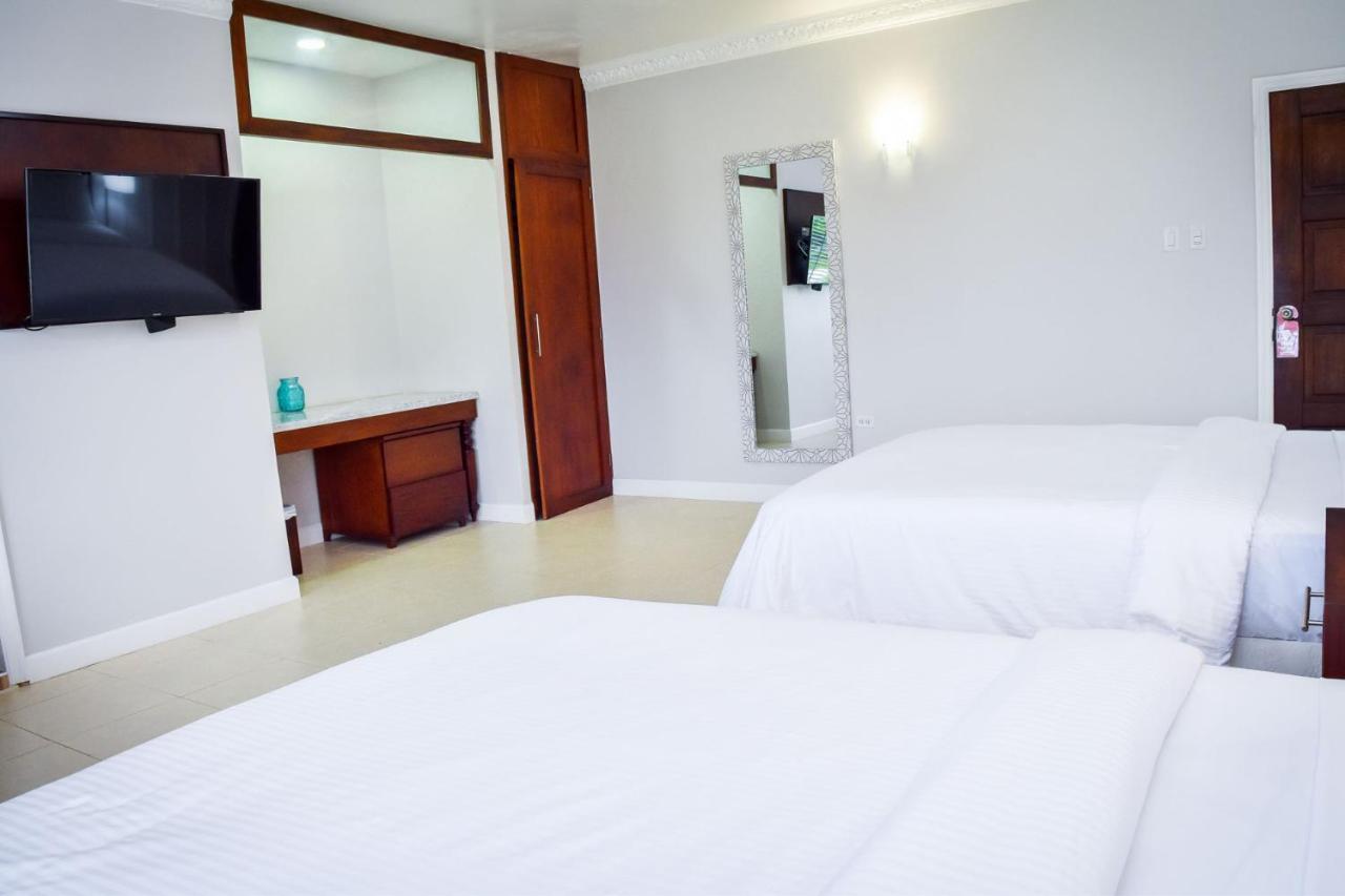 Jamgolia Place Mandeville Extérieur photo
