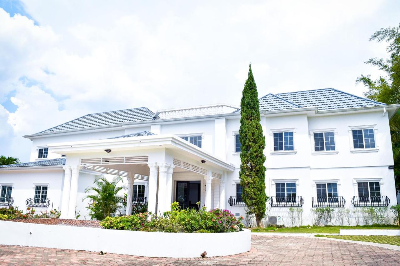 Jamgolia Place Mandeville Extérieur photo