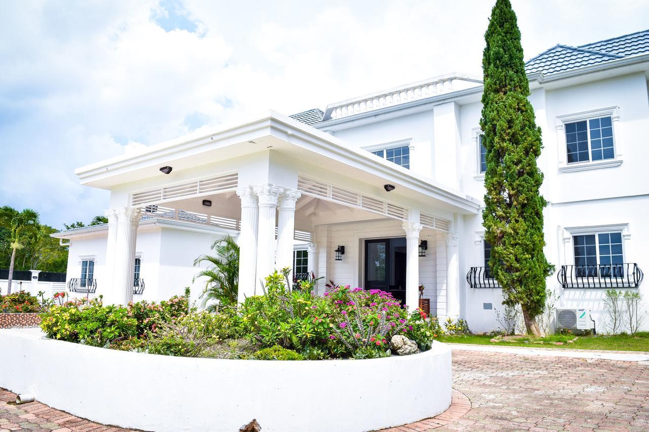Jamgolia Place Mandeville Extérieur photo