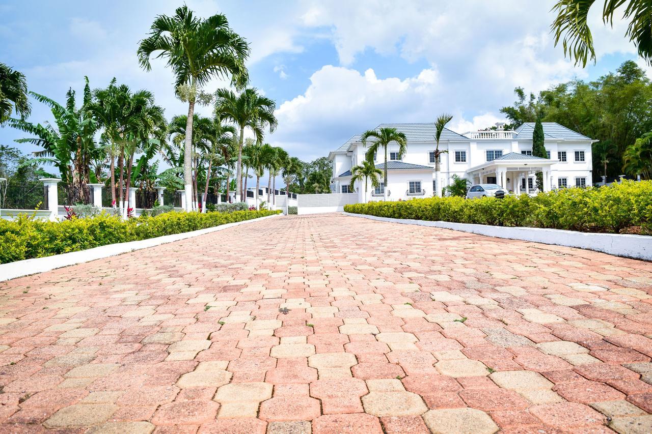 Jamgolia Place Mandeville Extérieur photo