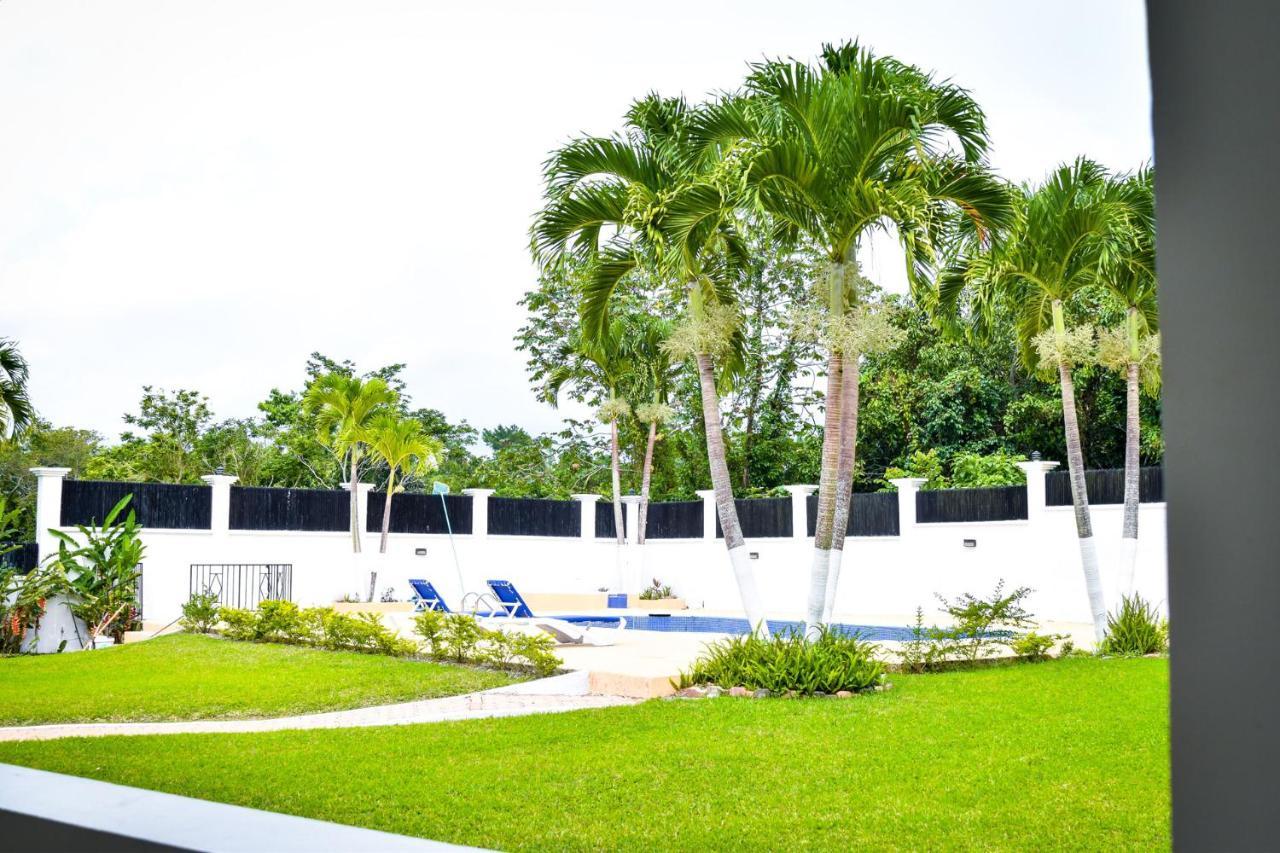 Jamgolia Place Mandeville Extérieur photo